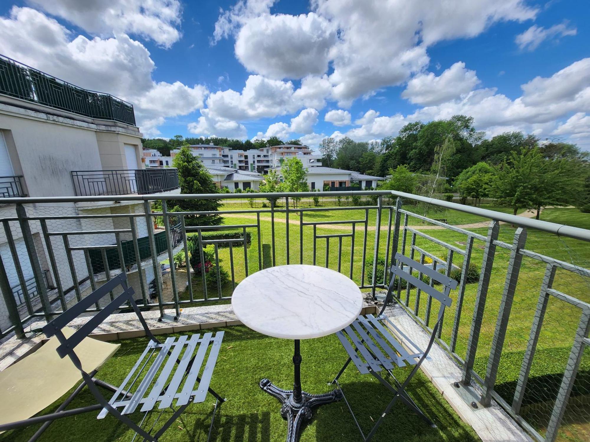 Appartement, Balcon, Parking, 5' Disneyland Montevrain Exterior photo